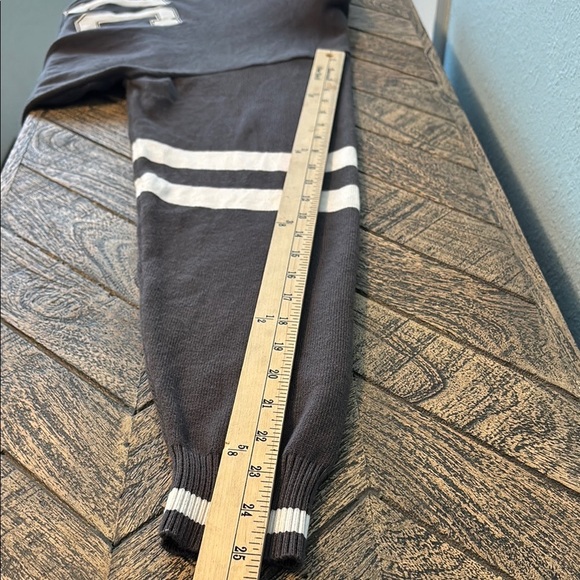 Stella Tweed V-Neck Sweater in Black and White - Picture 8 of 10